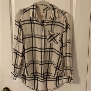 American Eagle Outfitters Boyfriend Fit shirt